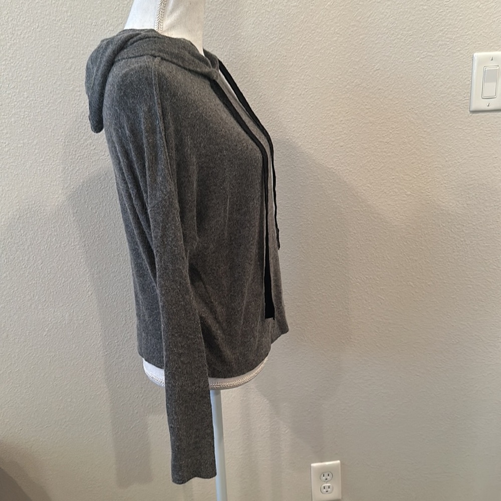 Grey Drawstring Knit Hooded Pullover - Picture 5 of 8